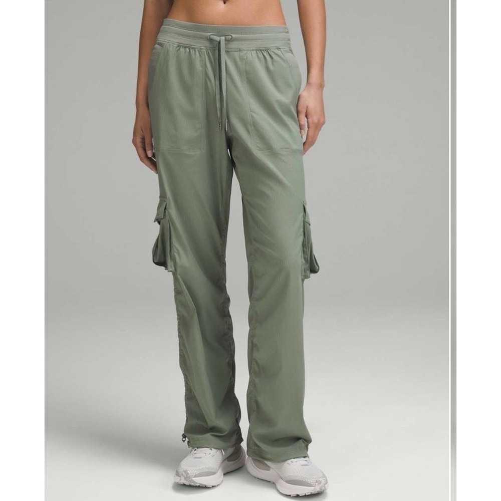 Lululemon Dance Studio Relaxed Fit Cargo Pants Large Grey Eucalyptus Excellent